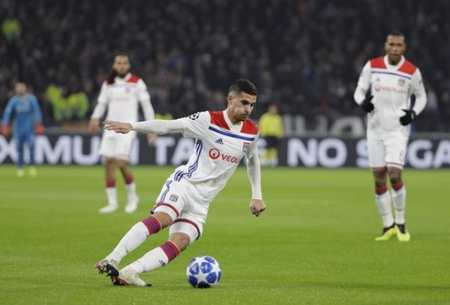 小组赛拉开 小组赛拉开